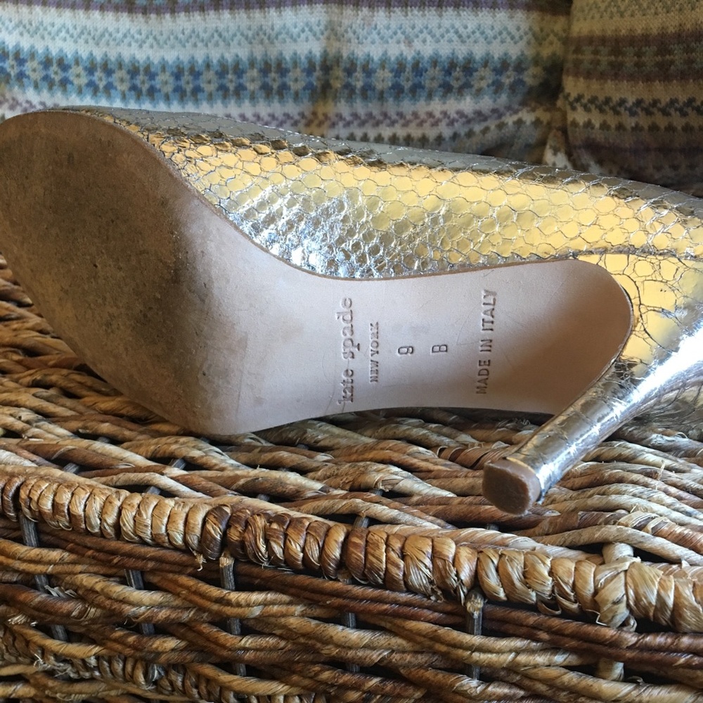 Kate Spade heels ❤️ - Picture 7 of 8